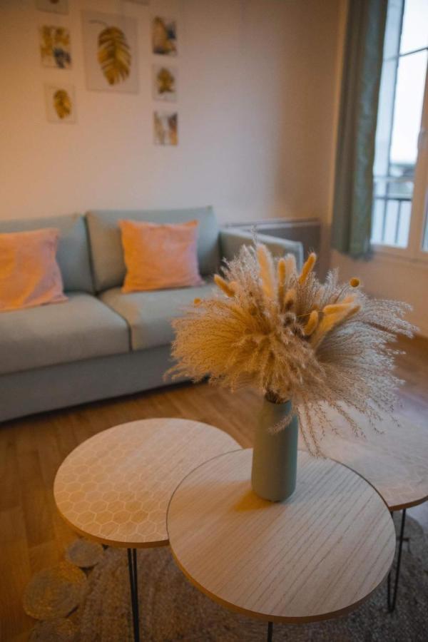 Au Reflet Du Pont Apartment La Rivière-Saint-Sauveur Екстериор снимка