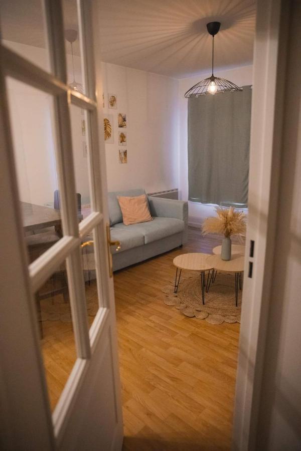Au Reflet Du Pont Apartment La Rivière-Saint-Sauveur Екстериор снимка