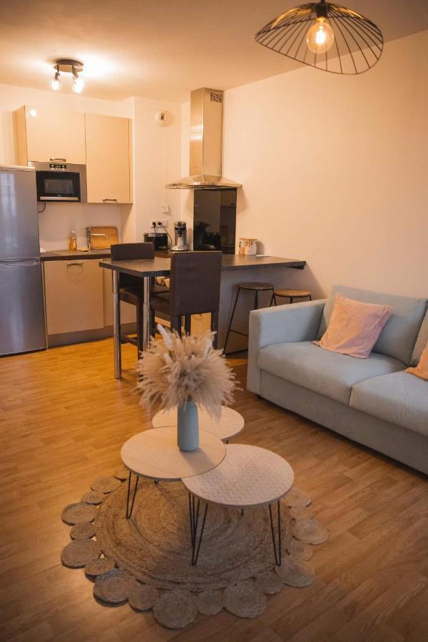 Au Reflet Du Pont Apartment La Rivière-Saint-Sauveur Екстериор снимка